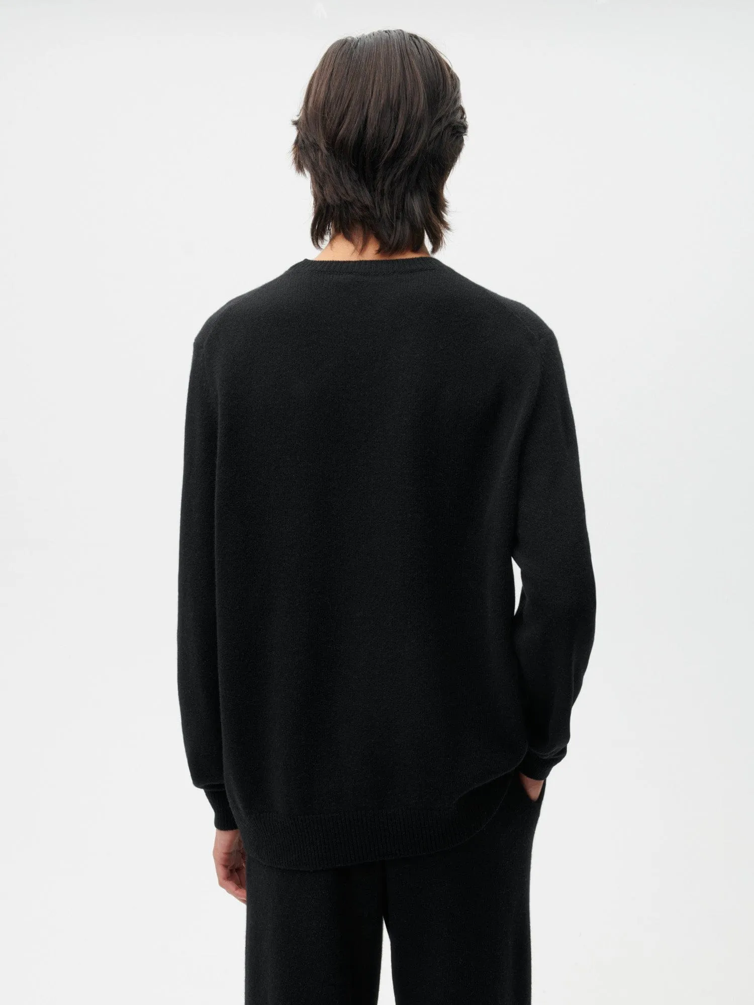 Archive Mens Recycled Cashmere Crewneck Sweatshirt—black