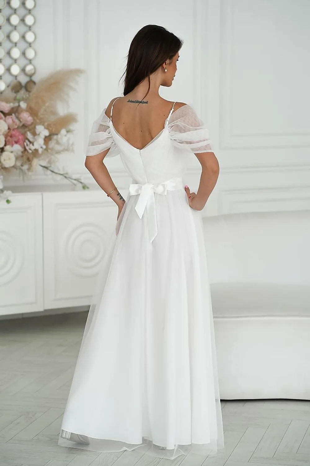Beautiful long Spanish-style evening dress with plunging tulle sleeve