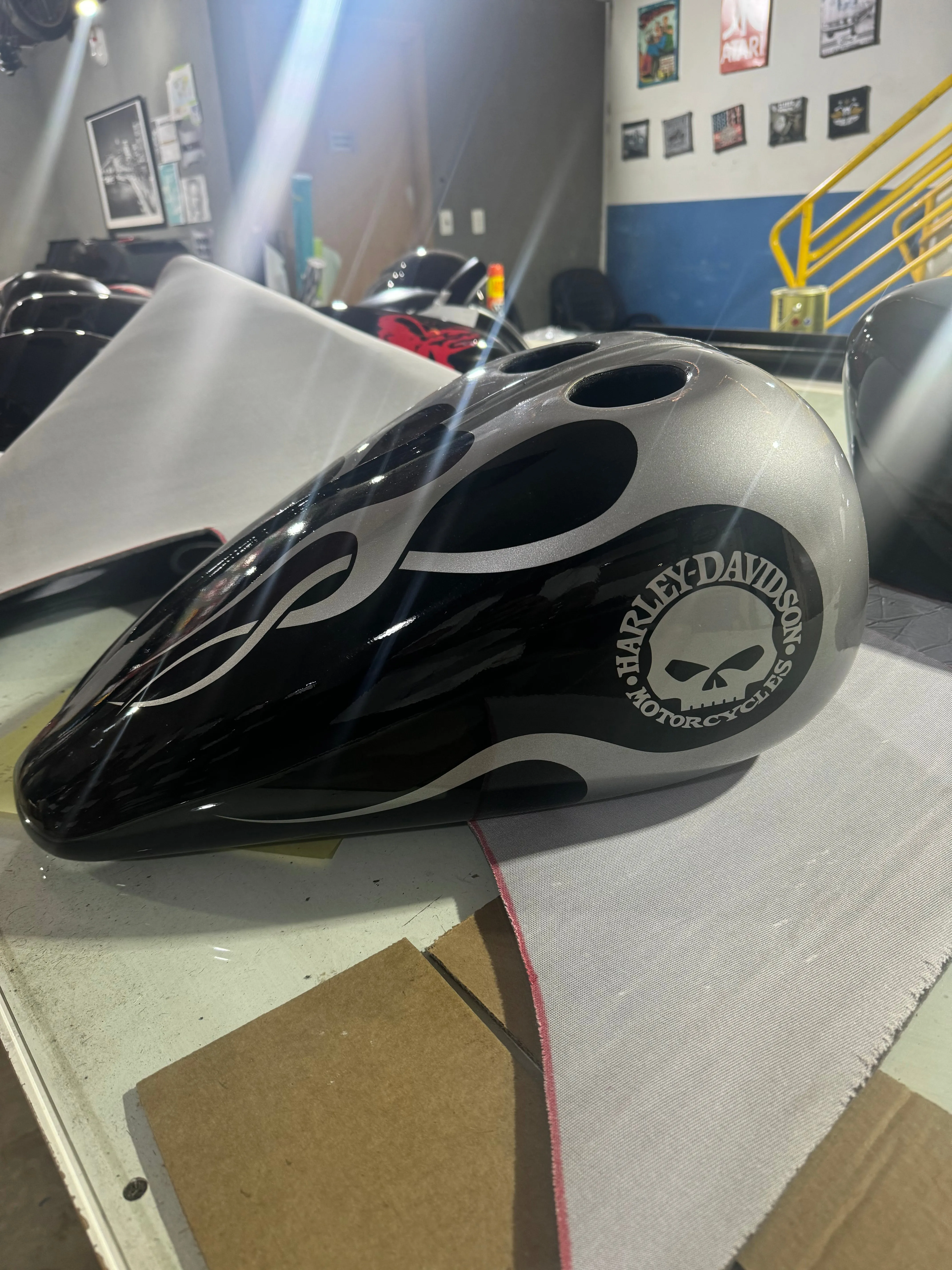 EREZHABI SILVER FLAMES - Iron